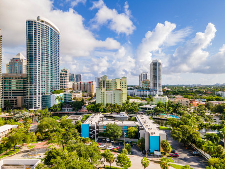 Artrageous On The River - City Center Location
