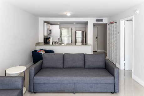 Artrageous On The River - Living Room