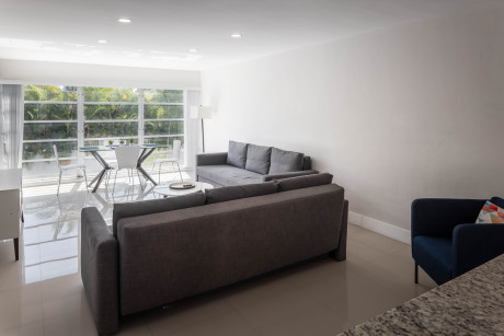 Artrageous On The River - Living Room